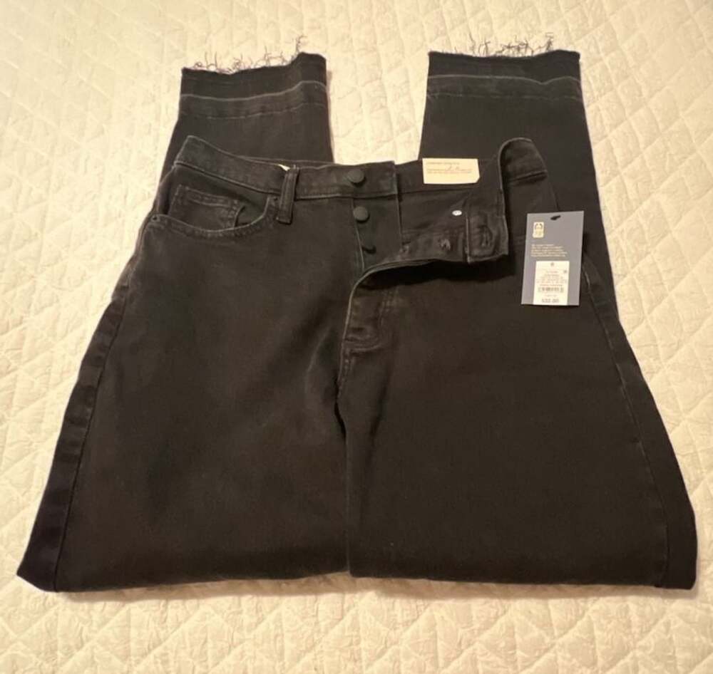 Universal Thread High Rise '90s Slim Size 6 Black Jeans